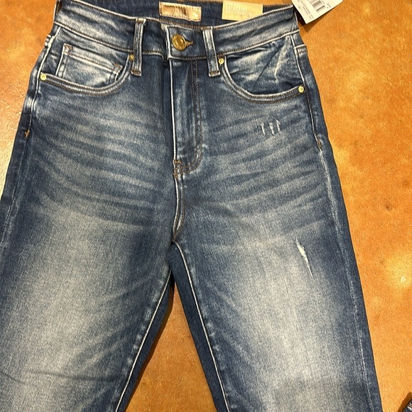 NWT Kut From the Kloth ankle straight leg Jean. Size 00. Waist flat 12.5”. - Picture 2 of 7